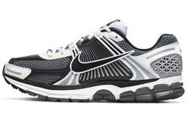 Nike Zoom Vomero 5 SE SP CI1694-001 bėgimo bateliai, juodi ir balti, tamsūs. 35.5 armijos žalia spalva