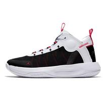 Vyriški amortizuojantys lauko krepšinio bateliai Jordan BQ3448-100 42.5