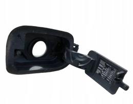 MERCEDES-BENZ C218 kuro bako dangtelio surinkimas originalus A2186300067