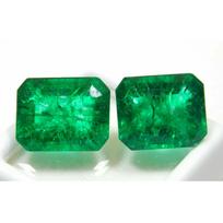 Natūralus žalias Muzo smaragdas 16,35 ct Sertifikuotas laisvas brangakmenis 13.4 mm each approx žalia