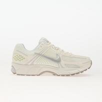 Nike Zoom Vomero 5 Sail/ Metallic Silver-Vast Grey - Dydis 35.5 (FB9149-103 Laisvalaikio batai)