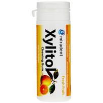 Xylitol becukrė kramtomoji guma su ksilitoliu vaisių skonio, 30 g.