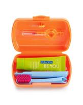 Curaprox oranžinis TRAVEL SET kelioninis dantų priežiūros rinkinys