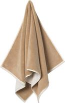 Ferm Living Rankšluostis Ekko 70 x 140 cm, smėlio spalvos