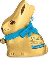 Lindt šokoladas | Auksinis triušis su karamele ir druska | 100 g | Elegantiškas šokoladinis zuikis iš pieniško šokolado su švelnia karamele ir druska | Šokoladinis zuikis | Puiki velykinė dovana šeimai ir draugams