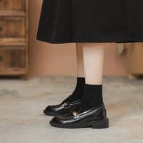 The same style as the grape mother, the new round head gold buckle one-pedal loafers, the inner height increases by 6.5CM, and the black small lea 32 ruda