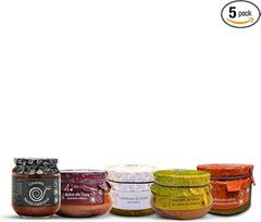 Gourmet Pack 5. Troškinta jaučio uodega 640g + Kiaulienos skruostai baltajame vyne 440g + Sraigės padaže 550g + Kiaulienos kojos pievagrybių padaže 610g + Tripe kumpio, chorizo ir juodosios dešros padaže 560g