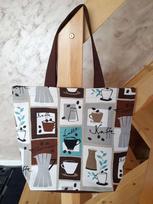 Laisvalaikio rankinė ,42× 36 cm, audinys su kavos  puodeliais