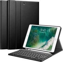 "Fintie" "Bluetooth" klaviatūros dėklas, suderinamas su "iPad 9.7 2018", minkštas TPU galinio dangtelio klaviatūros dėklas su įmontuotu pieštuko laikikliu ir magnetine nuimama belaidžio ryšio klaviatūra