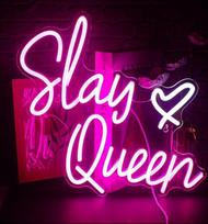 "Saly Queen" LED neoniniai ženklai sienoms dekoruoti, neoninis sienų menas, akriliniai LED žibintai su pakabinama grandine, šviečiantys ženklai, skirti miegamiesiems, žmogaus urvams, barams, barams, barams dekoruoti, 5V USB