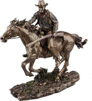 Bronzinė ekrano legenda jodinėjantis kaubojus - Johnas Wayne'as