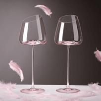 Prancūziškas rožinis flamingas raudonojo vyno taurių rinkinys krištolinio stiklo taurė kūrybingas pasviręs kraštas įdubęs dugnas šampano vyno taurė