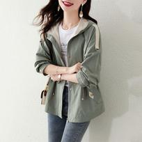Petite Women's Short Hooded Jacket, 2025 Spring/Autumn, Korean/British Style. 3XL (Recommended for 145-160 lbs) šviesiai žalios spalvos