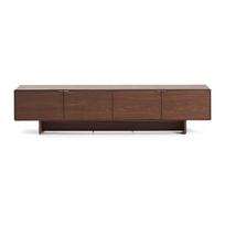 Tamsiai rudos spalvos TV spintelė iš riešutmedžio 200x46x40 cm Norlen – Kave Home