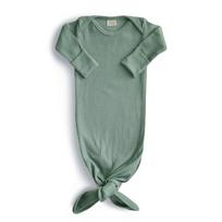 Mushie briaunotas šliaužtinukas su mazgu Roman Green, žalsvas
