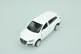 Žaislinis automobilis MSZ Audi Q7 1:43