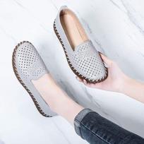 Soft leather grandma shoes flat bottom hollow hole single shoes breathable non-slip super soft beef tendon sole mother shoes women's casual shoes 35
