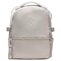 Lululemon Naujas Kuprinė atspari vandeniui 22L Poliesterio Kuprinė Moteriška Miesto Smėlio LU9CLES-075034 Urban Sand Brown & Playful Khaki/DOWN/WKKI