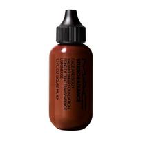MAC Studio Radiance veidui ir kūnui skirtas švytinantis lengvos dengimo pudros pagrindas, 50 ml