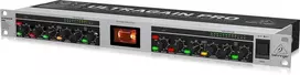 "Behringer MIC2200 V2" elektroninis mikrofono stiprintuvas
