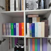 BTS DVD diskai (įskaitant pokerį) parduodama kaip komplektas, skirta parduoti ir perleisti.