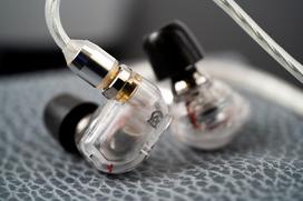 Campfire Audio Iris - hibrīdie Hi-Fi iekšējie austiņu monitori 1BA+1DD | 0850072413143 | 0850072413143