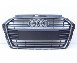 AUDI A3 8V radiatoriaus grotelės originalios 8V3853651AA3FZ