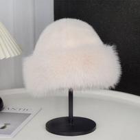 Moterų kibiro formos kepurė iš dirbtinio audinės kailio - Pūkuota mongoliško stiliaus, šilta ir madinga, apsauganti ausis kailinė kepurė rudeniui ir žiemai. Adjustable juoda