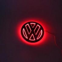 2025 Karštos raudonos LED lemputės VW logotipo apšvietimui 11cm VW 5D emblemos apšvietimas Galinis žibintas Volkswagen Bora Jetta Golf Polo Passat CC VW grotelių St