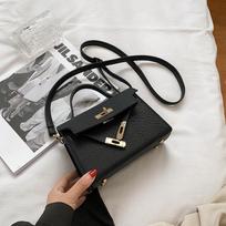 Kniedės Mini PU odiniai kryžminiai krepšiai, skirti moterims pečių rankinės ir piniginės Moteriškos kelionės Cross Body Vintage Travel Clutch