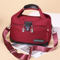 Yogodlns Nailono pečių moteriškas krepšys vandeniui atspari rankinė Didelės talpos Crossbody Bag Madinga moteriška rankenėlė Daugiafunkcinė piniginė 19*12*29cm raudona