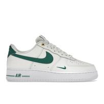 Nike Air Force 1 07 LV8 40-ojo jubiliejaus - Sail Malachite Vyriški kedai Kremas Baltas Metalinis-Auksinis DQ7658-101 42.5