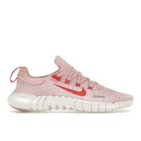 Nike Free Run 5.0 Next Nature Švelniai rožinės, šviesiai raudonos spalvos moteriški sportbačiai Vidutinio minkštumo rožinės, rožinės-putos, viršukalnės baltos spalvos CZ1891-602 36