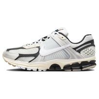 Nike Air Zoom Vomero 5 Supersonic Unisex sportbačiai Kreminės baltos spalvos su Igloo FN7649-110 41