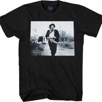 The Texas Chainsaw Massacre Men's Leatherface Running Grab T-Shirt S juoda