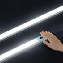 Judėsio jutiklio šviestuvas Belaidis LED naktinis šviestuvas USB 5V Aliuminio sieninis šviestuvas Virtuvės spintelės Drabužių spintos šviestuvui Knygos šviestuvui Apšvietimas iš nugaros 30CM