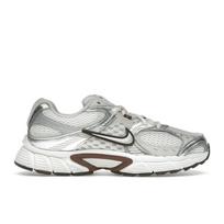Nike V5 RNR Sail Fauna Brown Moteriški sportbačiai Cream Phantom Light-Orewood-Brown HQ7901-102 36.5