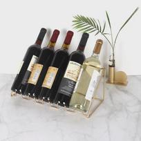 Stilingas kelių butelių vyno laikymo stovas iš geležinės vielos, skirtas barui ar stalui 4-Bottle auksas