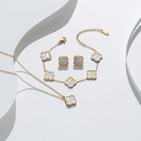 3 vnt. Titano plieno keturlapis dobilas Motinos apyrankė Auskarai Karoliai Trijų dalių rinkinys necklace+bracelet+earring balta