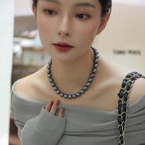 Dive Island Black Shi Jia Pearl Necklace, Collar Chain with Tiny Inlaid Zirconia Round Ring Clasp, Sweater Chain