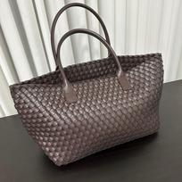 Nauja Rankinė Per Petį Odinė Pintinė Moteriška Rankinė Tote Bag Didelės Talpos Laisvalaikio Daržovių Krepšys Pintinė Rankinė 46x17x23cm kava