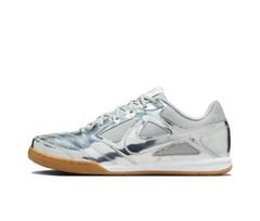 Nike Gato LV8 Vyriški futbolo bateliai IB3566-001 EU 42.5 sidabras