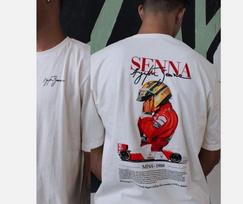 Ayrton Senna F1 lenktynių marškinėliai trumpomis rankovėmis, baltos spalvos, 2 šoninės marškinėlės L