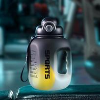 Sportinis vandens butelis Nešiojamas fitneso plastikinis puodelis su šiaudeliu Didelės talpos lauko kelionės Dideli vandens buteliai Drinkware black