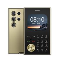 Dviejų SIM madingų mygtukų mini mobilusis telefonas 2G GSM sparčiojo rinkimo Magic Voice Nešiojamoji funkcija Mobilieji telefonai 3,5 mm prievadas Without TF card auksas