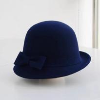 Moterų dovana Moterims Žieminės 100 % vilnos veltinio Cloche kepurės. 54-58cm