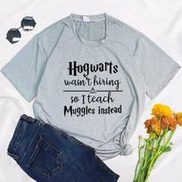 Hogwartsas nebuvo samdomas, todėl vietoj to mokau žiobrus Spausdinti Drabužiai Grafika Moteriški Marškinėliai Trumpomis Rankovėmis Poliesteris Unisex Marškinėliai L