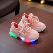 Vaikiški tinkliniai batai su LED lempute berniukams Mergaitėms neslystantis minkštas padas, kvėpuojantis laisvalaikio madingas sportas 22 yards inner  14cm rožinė