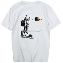 Astronautas žaidžia krepšinį kosmose T-shirt vyrams Vasaros laisvalaikio vyriški drabužiai Retro trumpomis rankovėmis T-shirtai Raštas Hip Hop viršūnės S