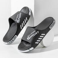 Unisex neslystančios šlepetės minkštu padu, skirtos naudoti viduje ir lauke 38-39 balta